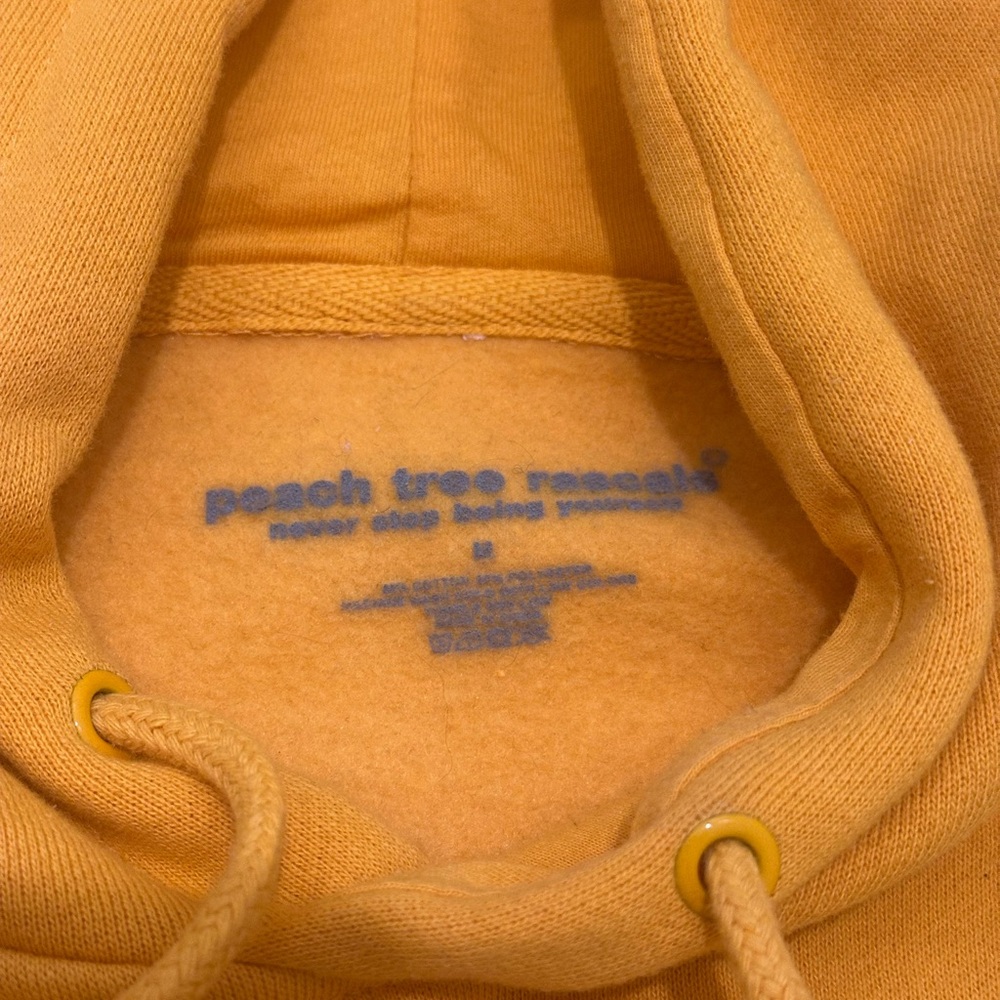 Peach Tree Rascals Hoodie ‘I Know The Rascal’ In Yellow Size Medium - Picture 3 of 9